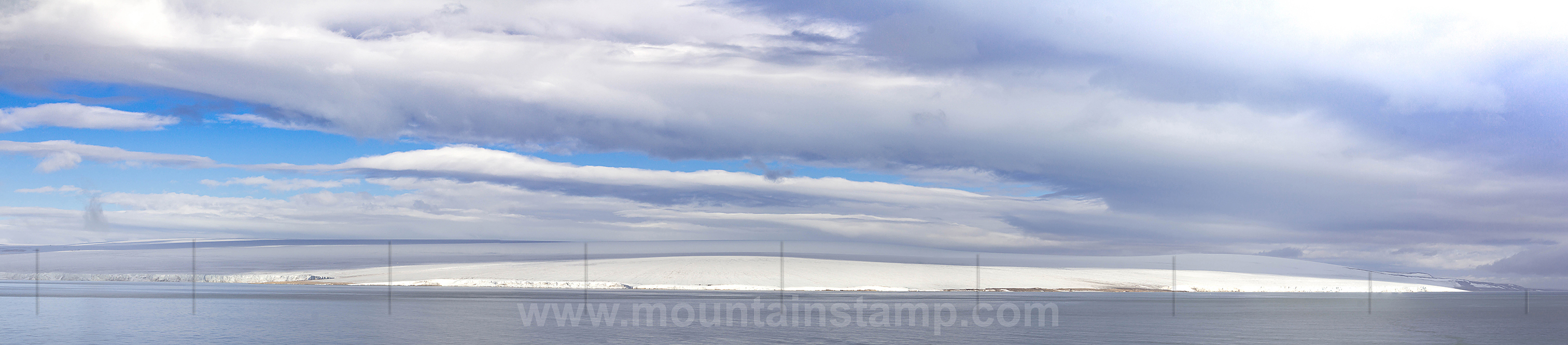 Spitsbergen panorama Valhallfonna